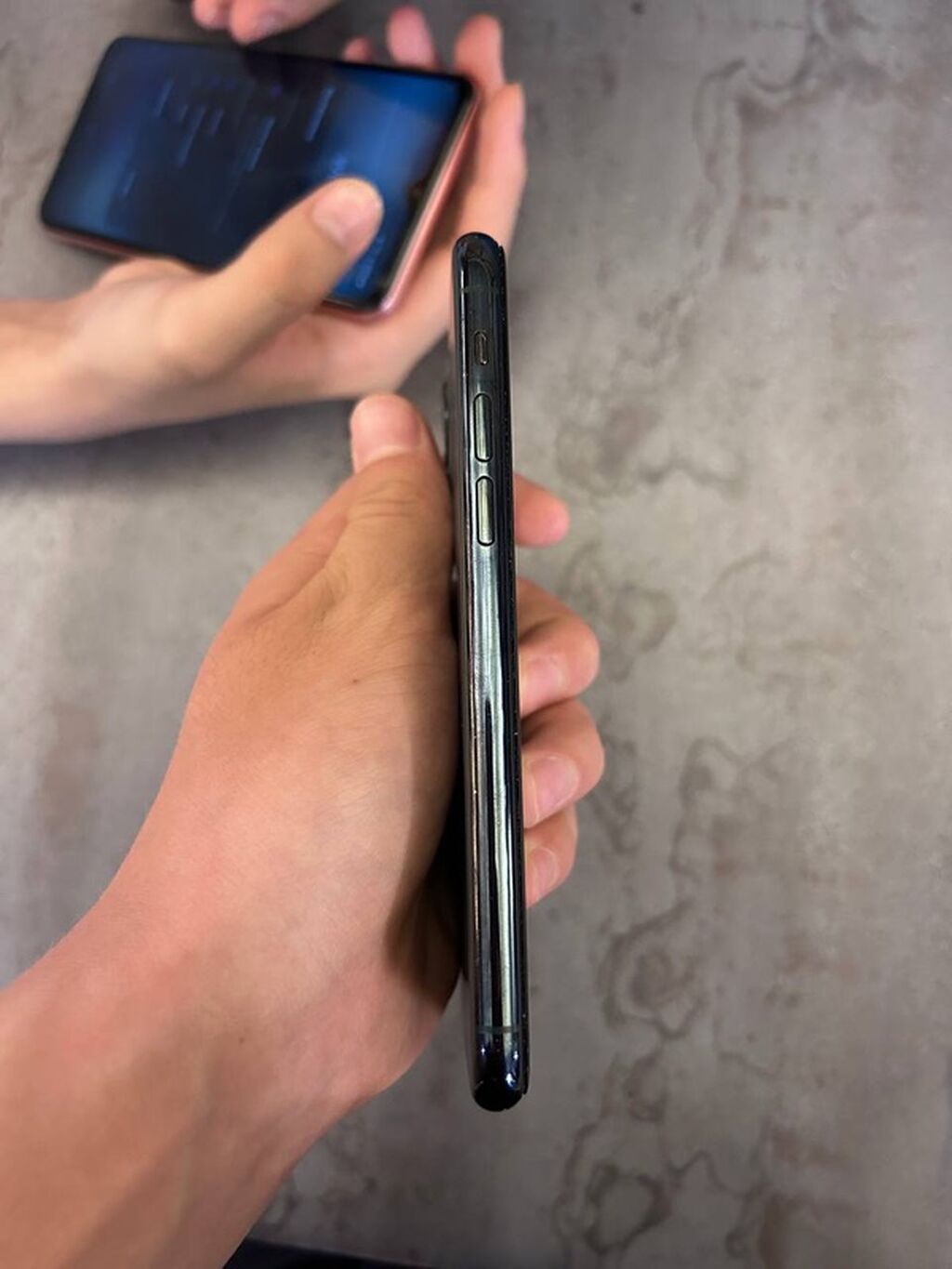 Apple iPhone 11 Pro, цвет Midnight Green Основные характеристики: -: фото 6