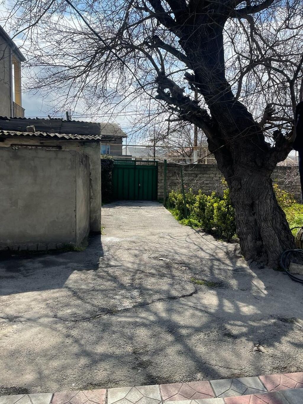 Keşlə qəs. 5 otaqlı, 156 kv. m, Kredit yoxdur, Orta təmir