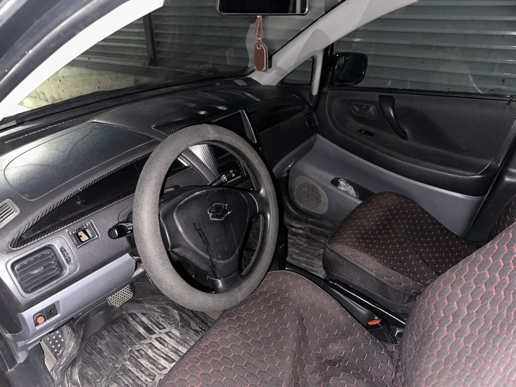 Suzuki Liana: 2002 г., 2 л, Автомат, Бензин, Седан: фото 4