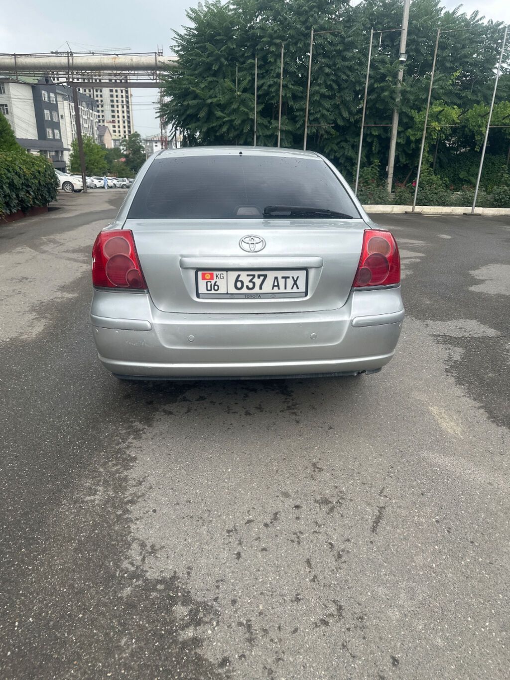 Toyota Avensis: 2003 г., 2 л, Автомат, Бензин, Лифтбек: фото 3