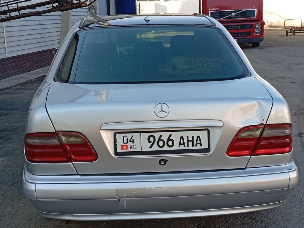 Mercedes-Benz E-Class: 1999 г., 3.2 л, Автомат, Бензин, Седан: фото 7