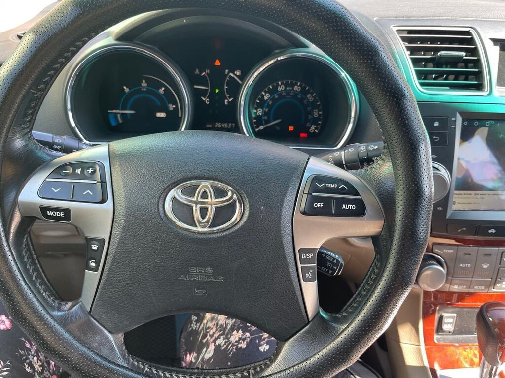 Toyota Highlander: 2011 г., 3.5 л, Автомат, Гибрид, Кроссовер: фото 5