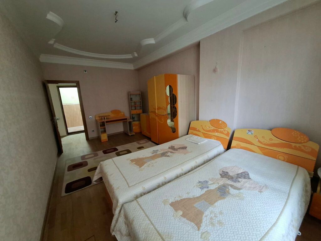 2 otaqlı, Yeni tikili, 89 kv. m
