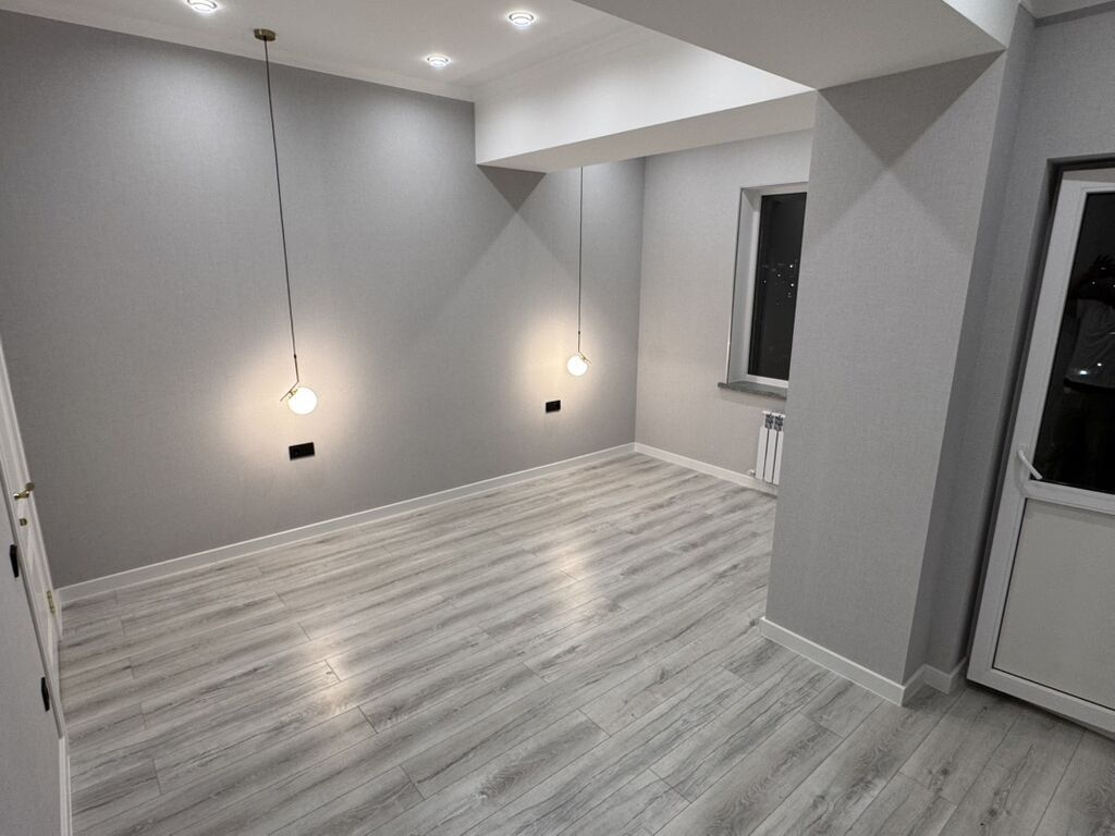 3 комнаты, 77 м², ул. Баха / Гагарина 12 этаж, Свежий ремонт: фото 2