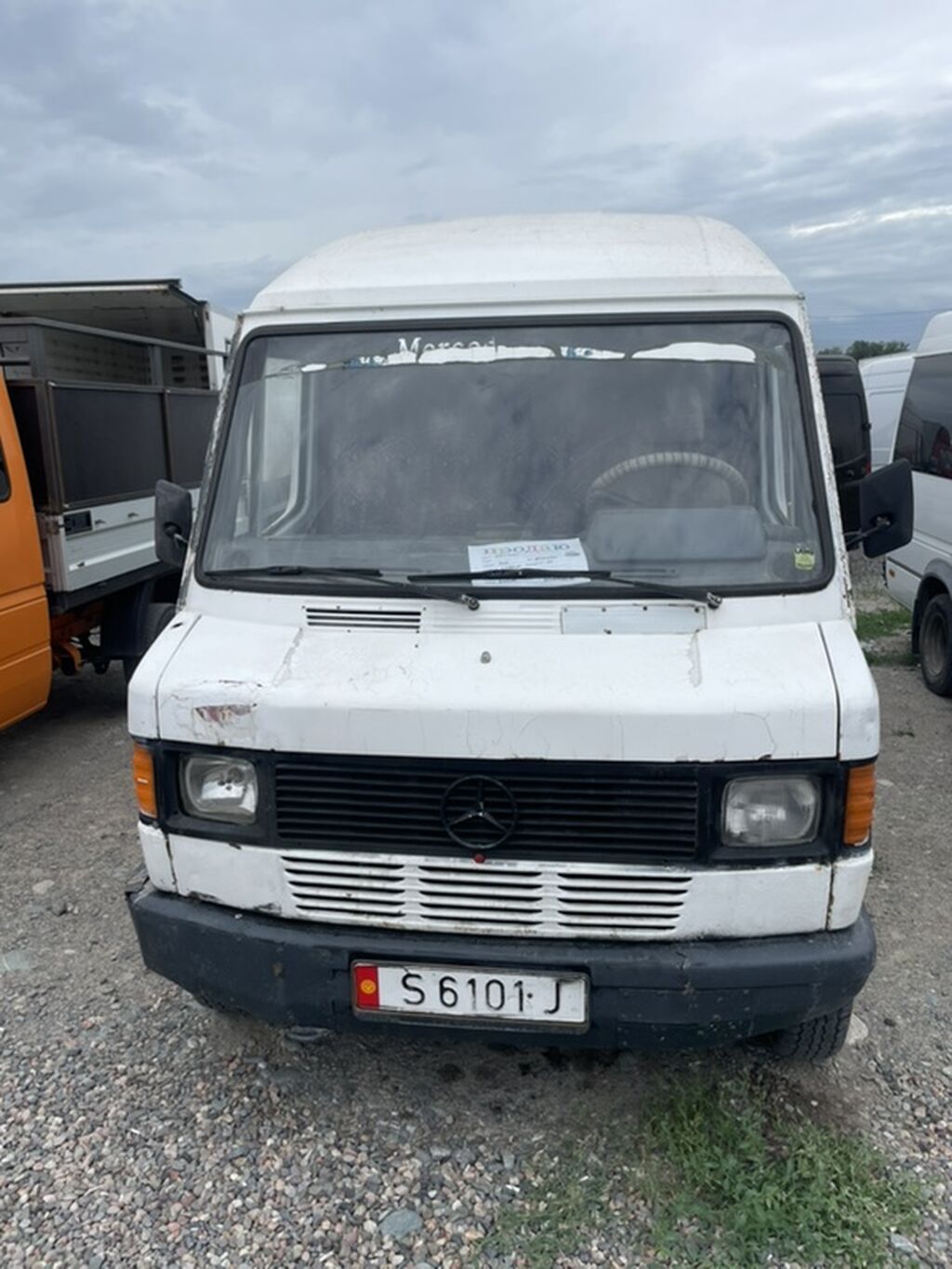 Mercedes-Benz T1