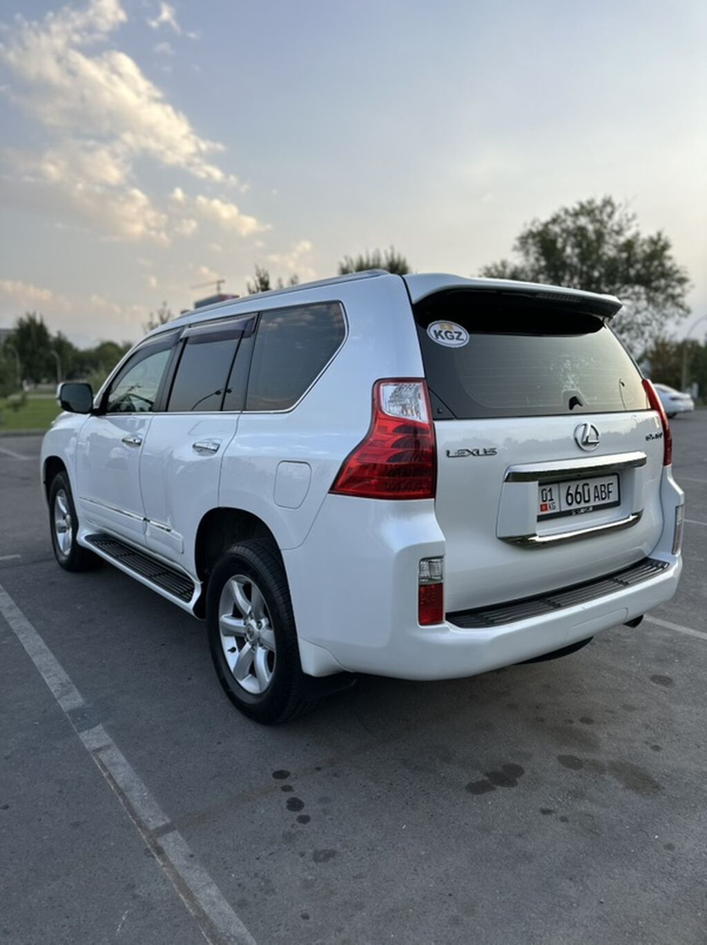 Lexus GX: 2010 г., 4.6 л, Автомат, Бензин, Внедорожник: фото 4