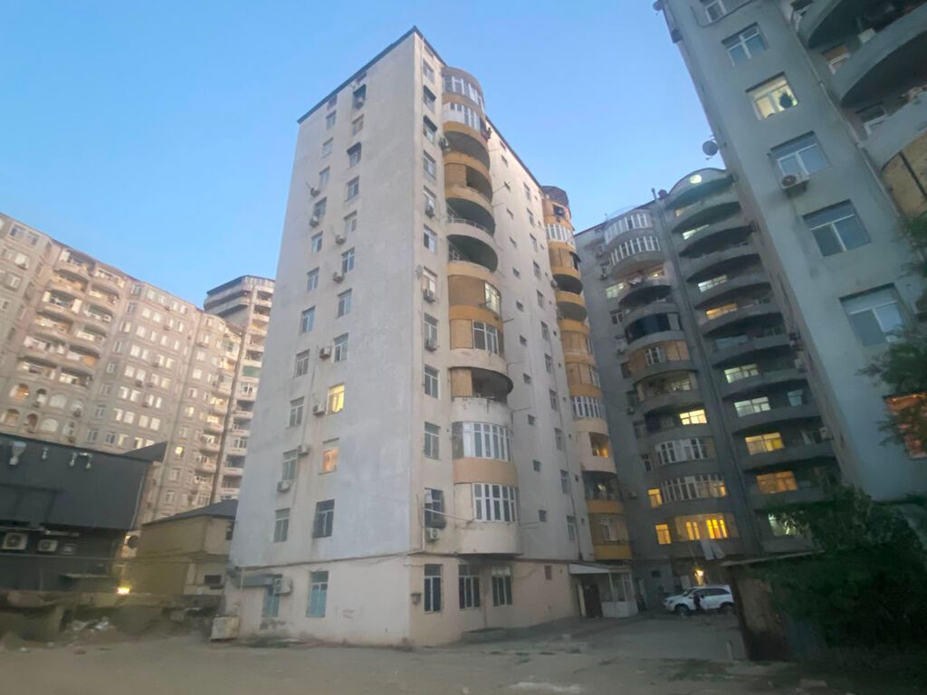 3 otaqlı, Yeni tikili, 104 kv. m