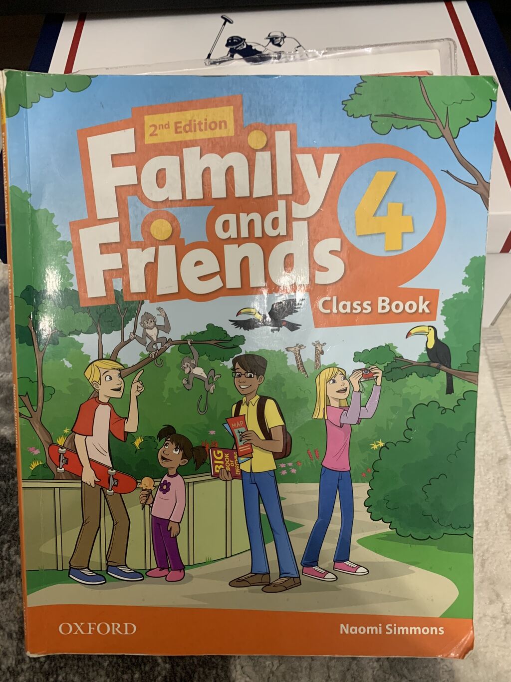 Family friends class book. Family and friends 4 class book.