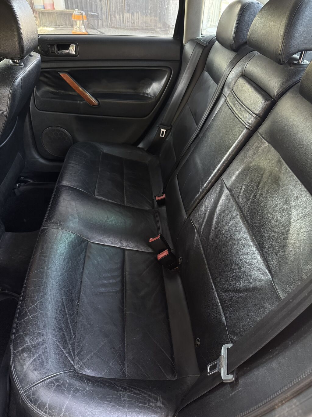 Volkswagen Passat: 2003 г., 2.8 л, Автомат, Газ, Седан: фото 3