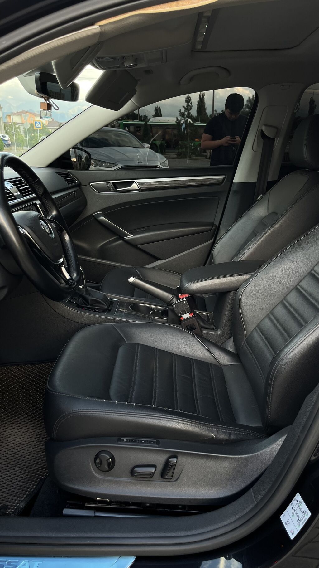 Volkswagen Passat: 2018 г., 2 л, Седан: фото 3