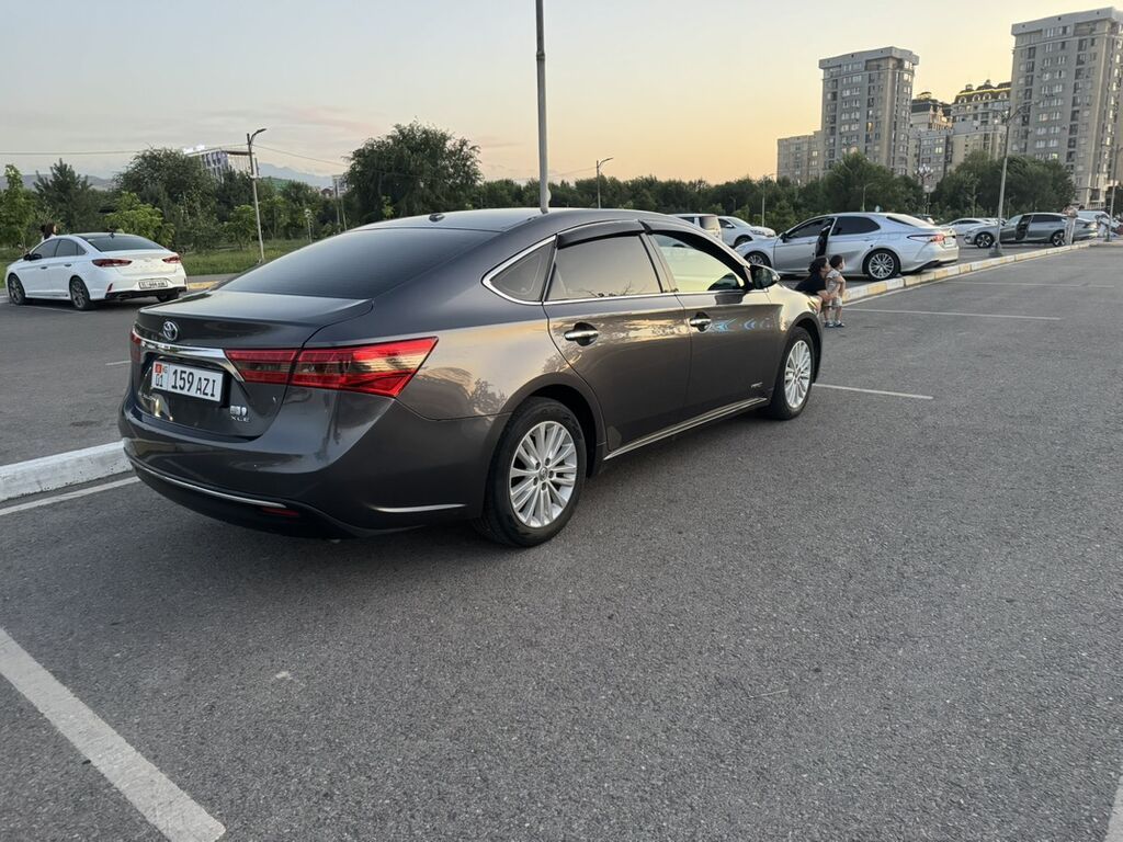 Toyota Avalon Hybrid 2013, седан, 2.5 л: фото 3