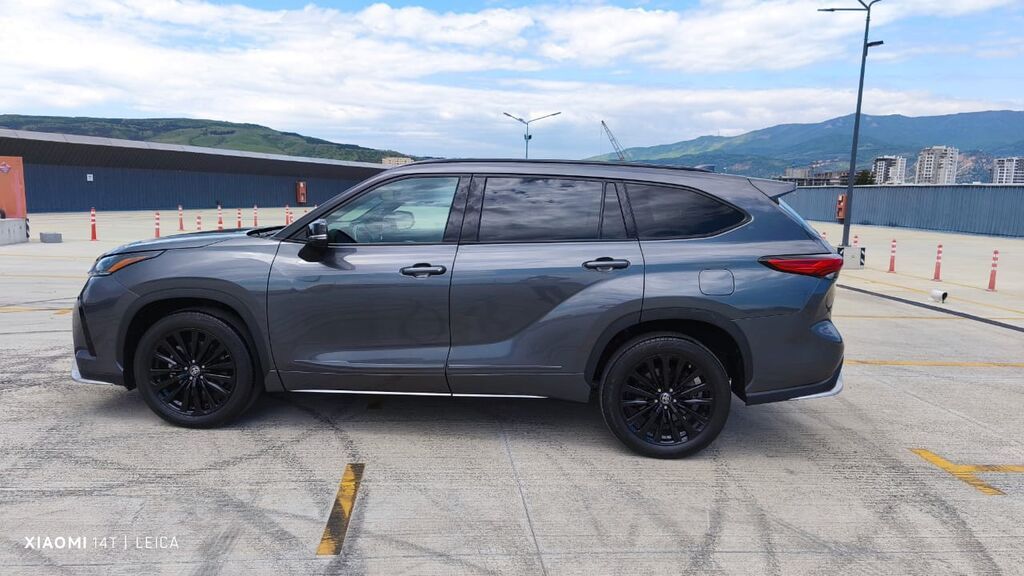 Toyota Highlander: 2021 г., Автомат, Бензин, Кроссовер: фото 4