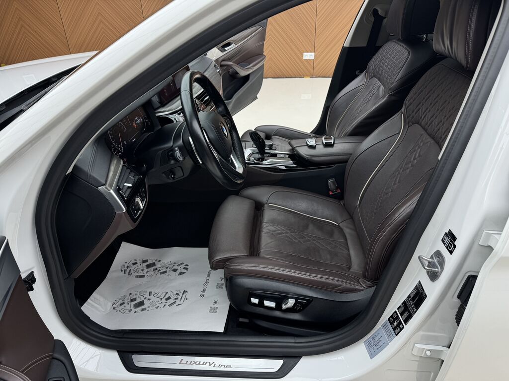 BMW 5 series: 2019 г., 2 л, Автомат, Бензин, Седан: фото 5