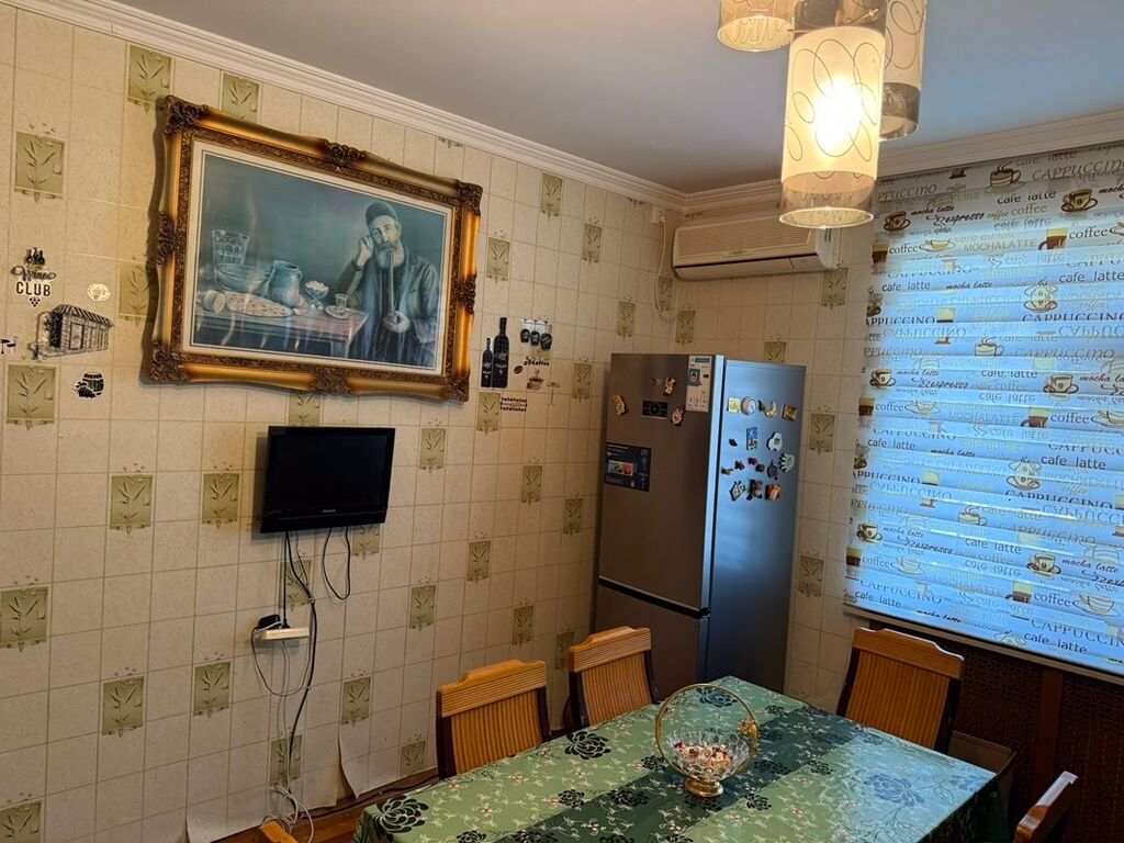 Ceyranbatan, 330 kv. m, 6 otaqlı, Kombi, Qaz, Su