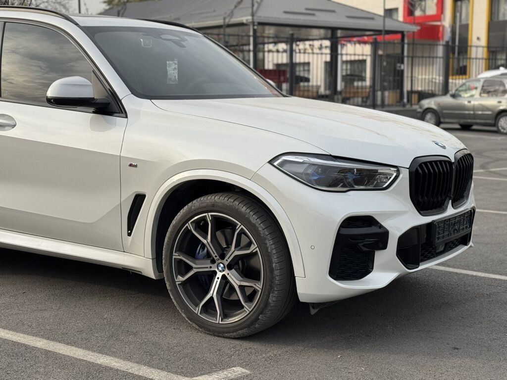 BMW X5: 2022 г., 3 л, Автомат, Бензин, Кроссовер: фото 6