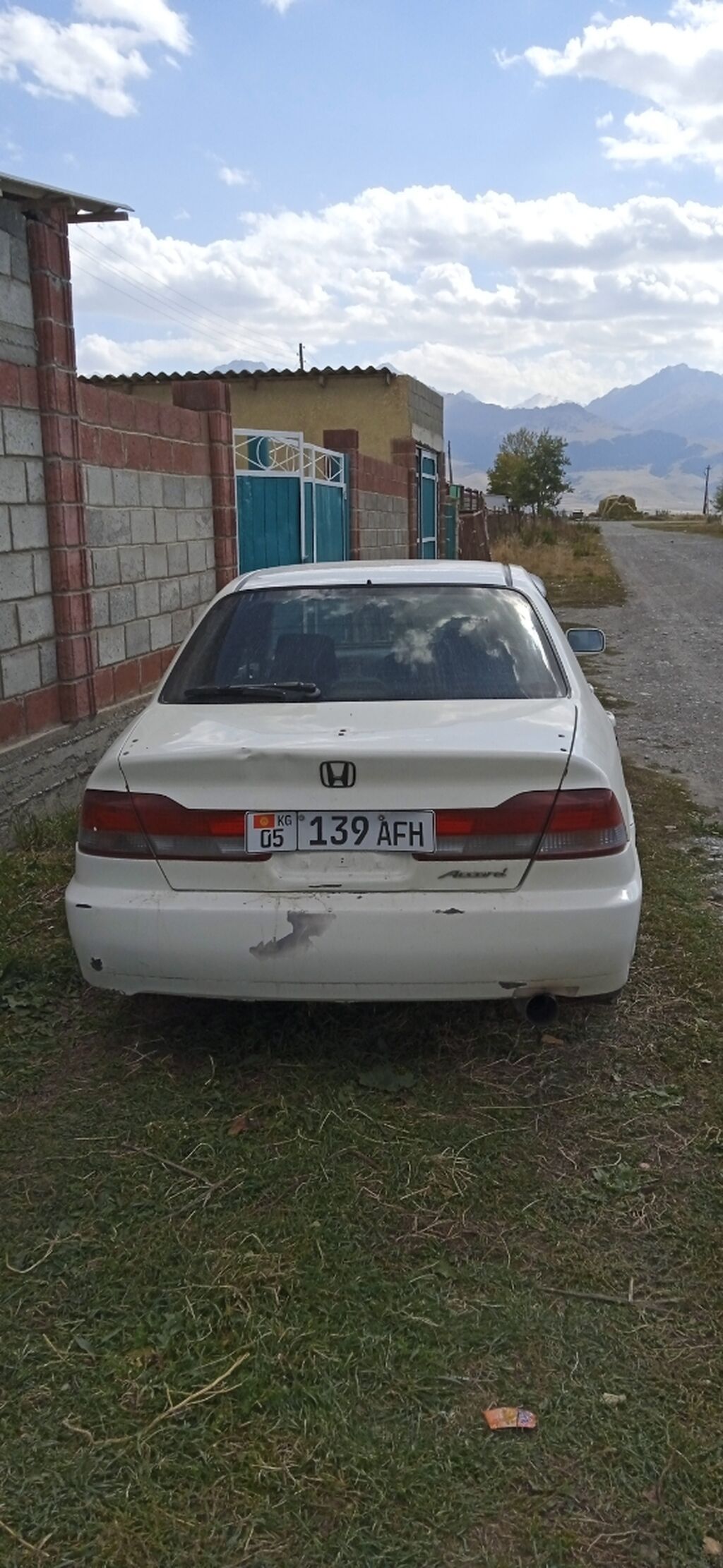 Honda Accord: 2000 г., 2 л, Автомат, Бензин, Седан: фото 3