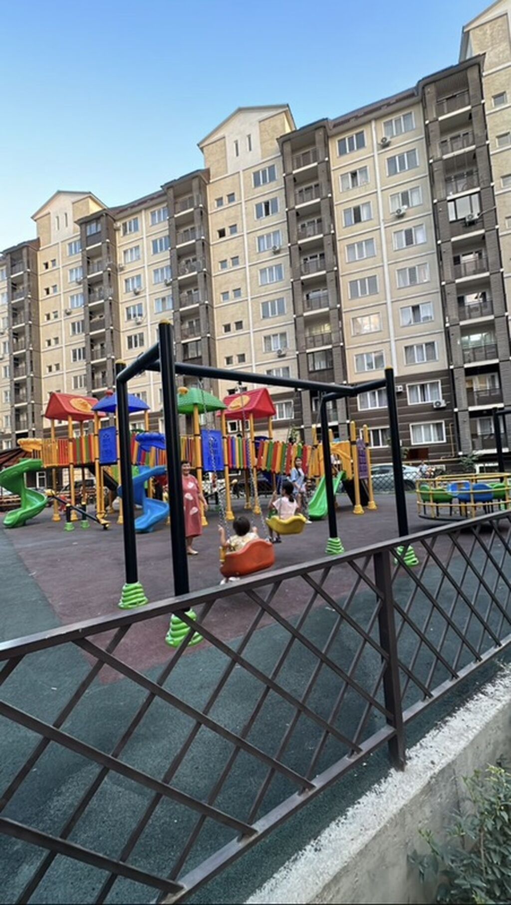 2 комнаты, 74 м², 108 серия, Ала-Арча ТРЦ 108 серия, 1 этаж, Дизайнерский ремонт: фото 2