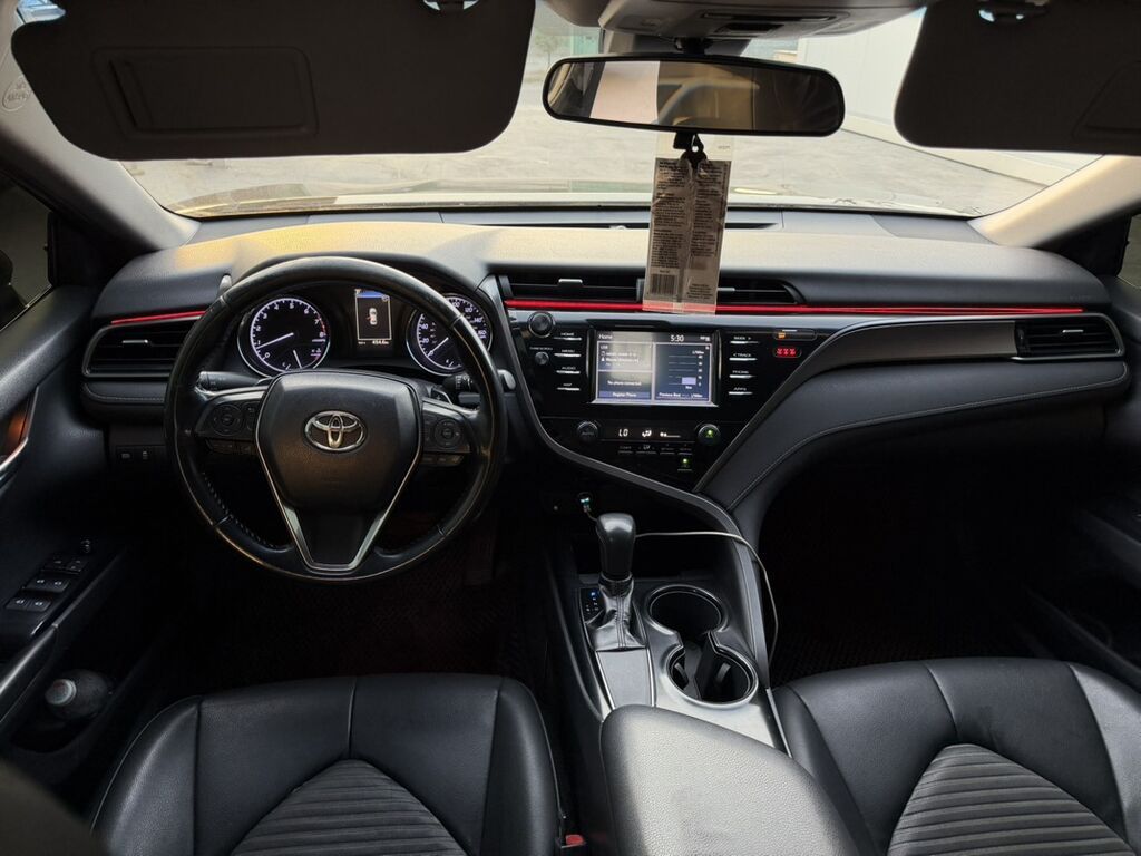Toyota Camry: 2018 г., 2.5 л, Автомат, Бензин, Седан: фото 7