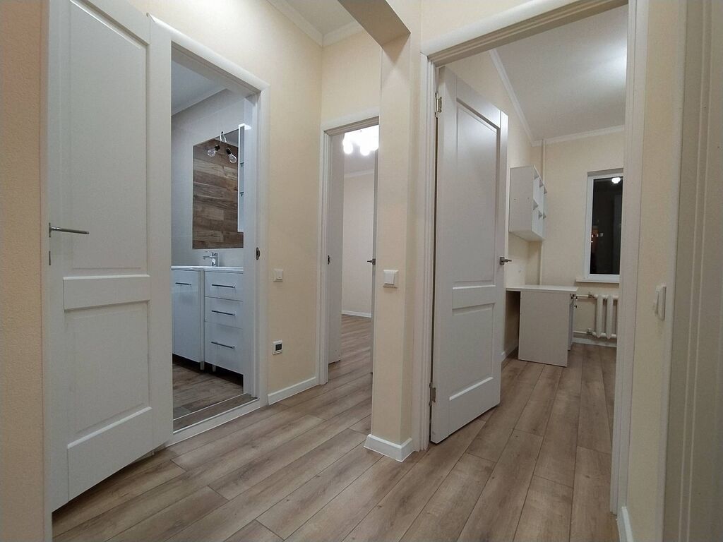3 комнаты, 60 м², 7 мкр 106 серия, 6 этаж, Евроремонт: фото 8