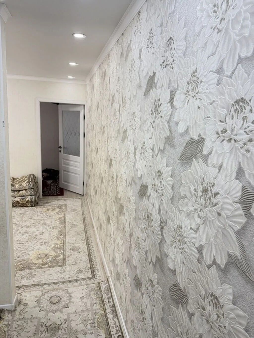 2 комнаты, 44 м², 4 мкр 104 серия, 3 этаж, Евроремонт: фото 6