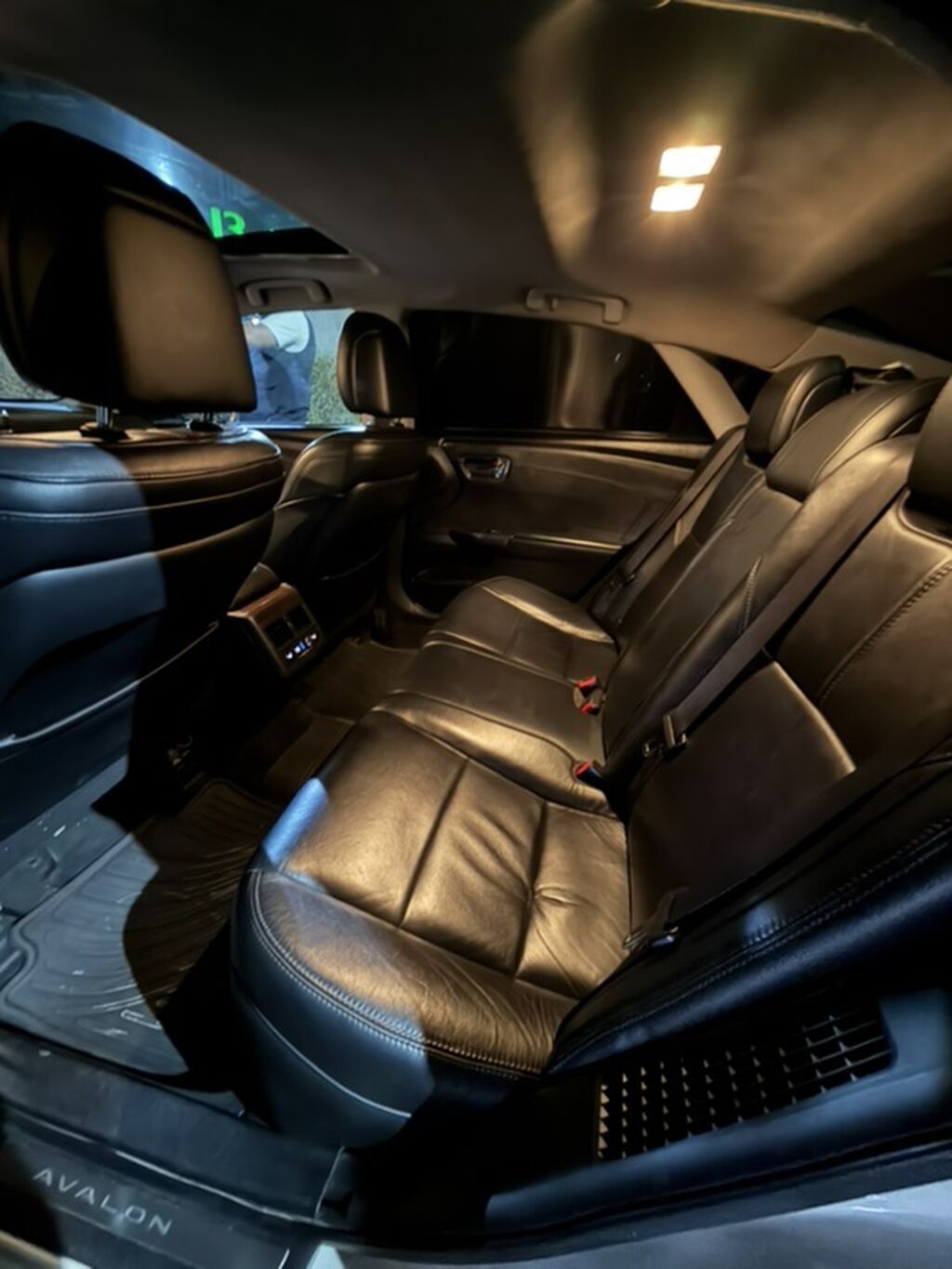 Toyota Avalon: 2015 г., 2.5 л, Вариатор, Гибрид, Седан: фото 4