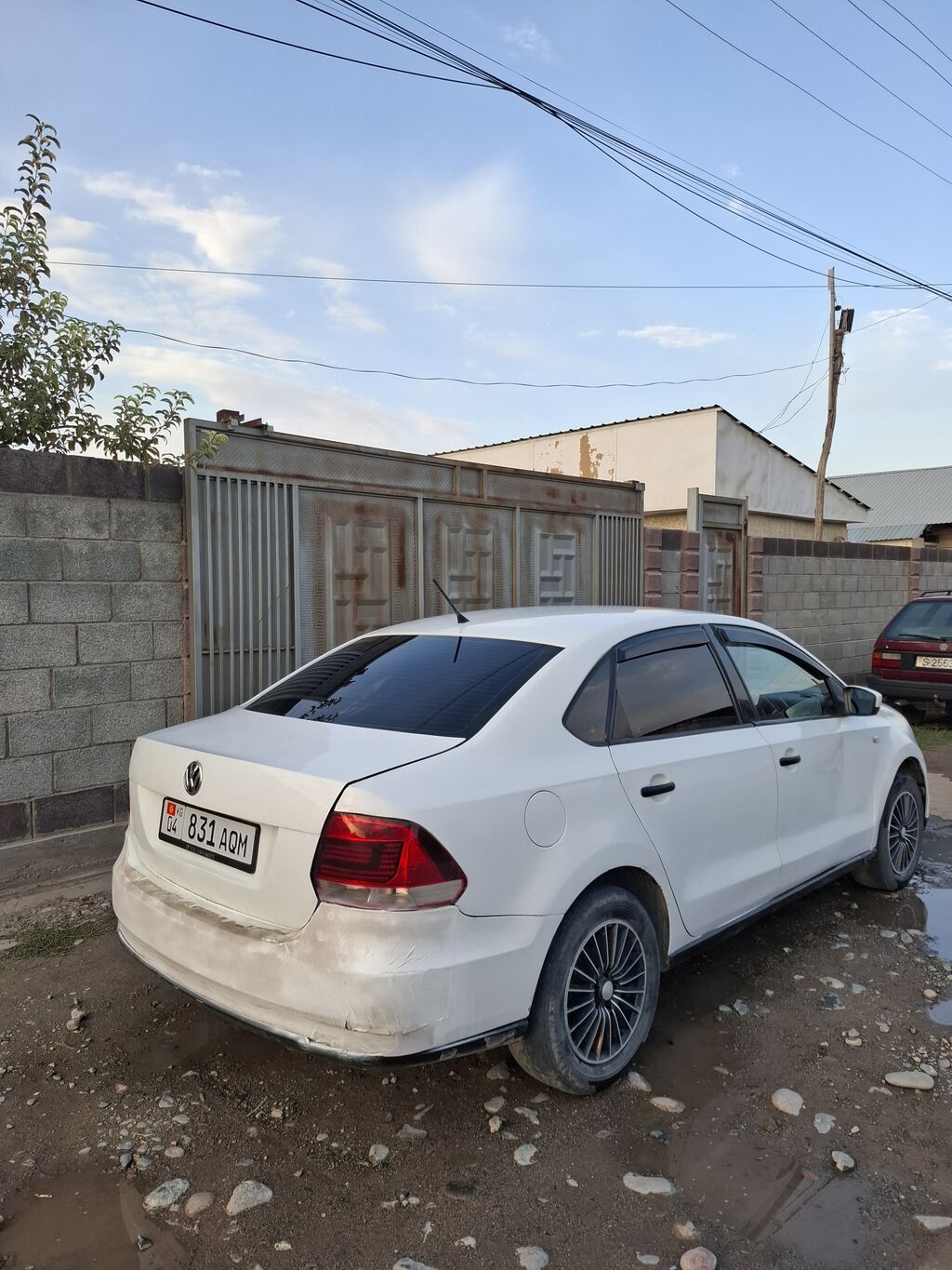 Volkswagen Polo: 2015 г., 1.6 л, Механика, Бензин, Седан: фото 3