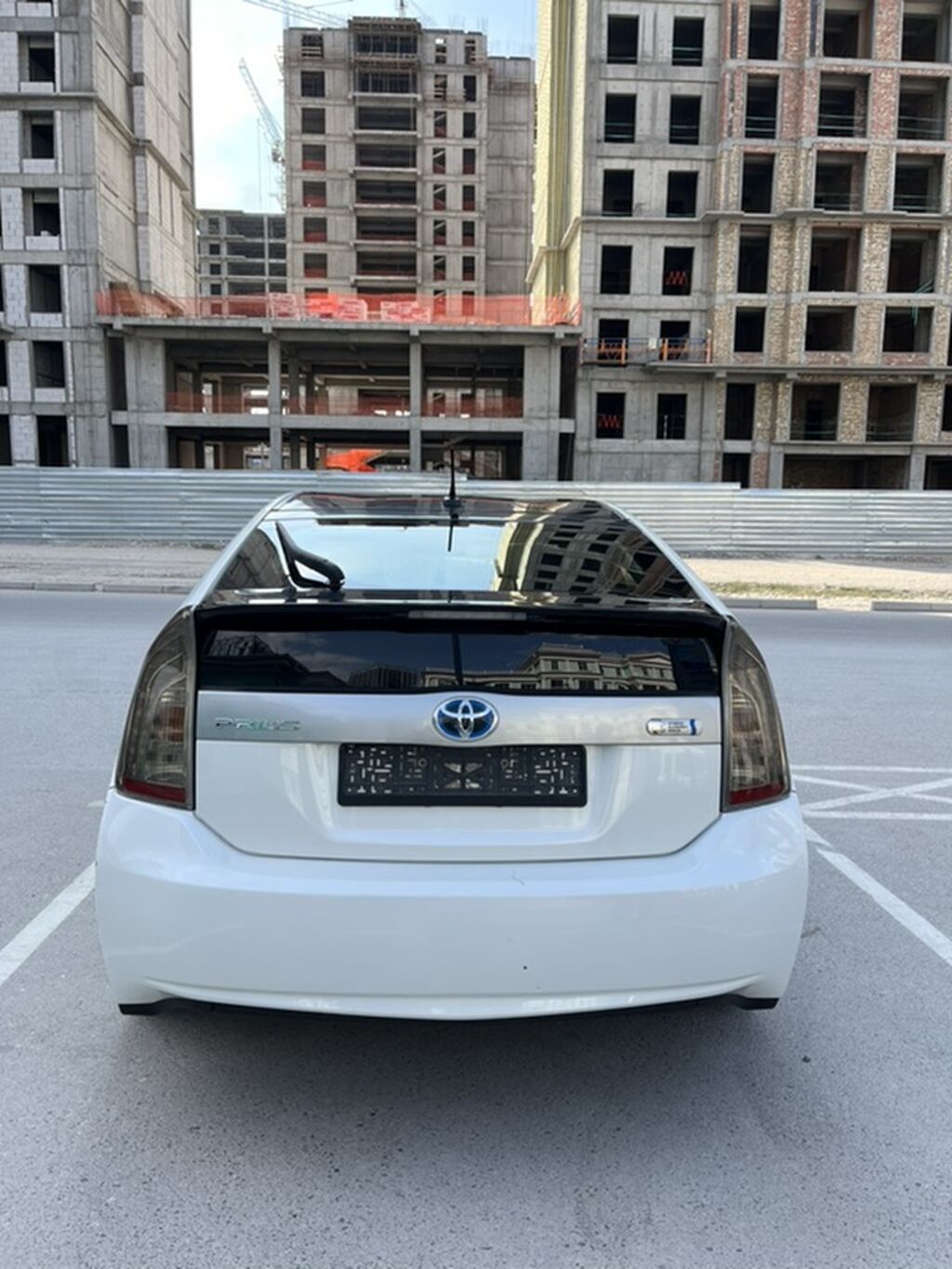 Toyota Prius: 2014 г., 1.8 л, Автомат, Гибрид, Хэтчбэк: фото 6