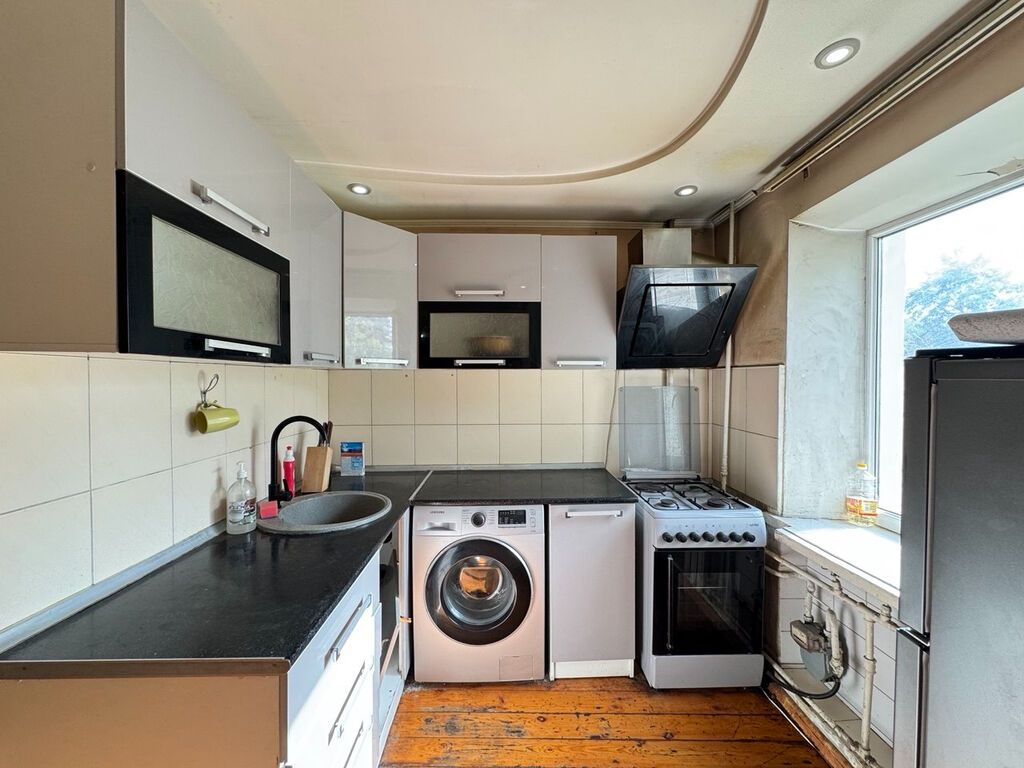 3 комнаты, 56 м², Ошский рынок / базар Хрущевка, 3 этаж: фото 3