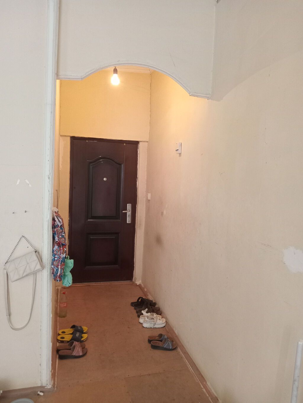 4 otaqlı, 100 kv. m, Kredit yoxdur, Orta təmir