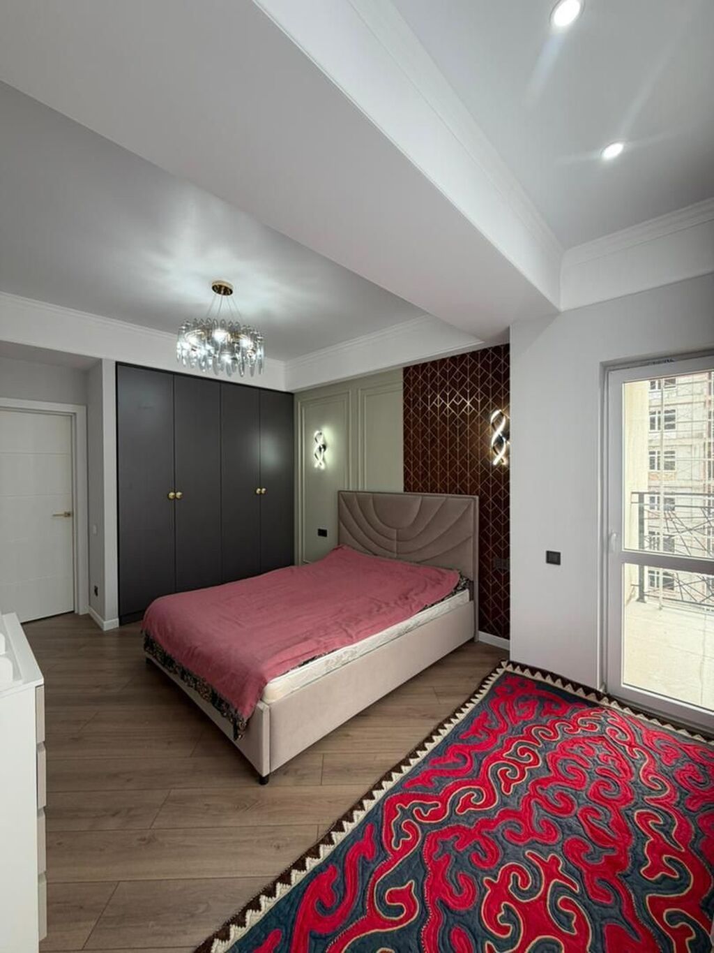 3 комнаты, 98 м², Асанбай мкр Элитка, 8 этаж, Дизайнерский ремонт: фото 4