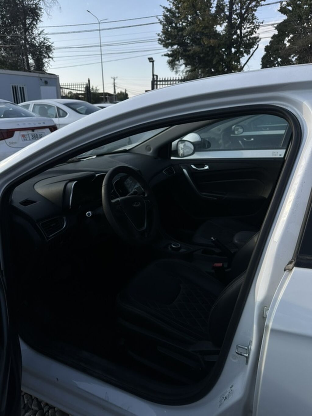 Chery : 2022 г., Седан: фото 4