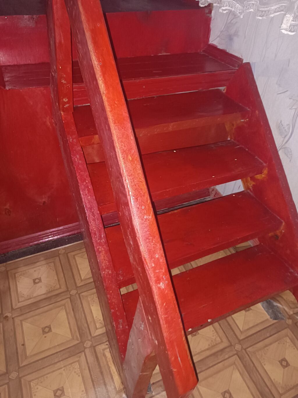 8 otaq, 90 kv. m, Orta təmir