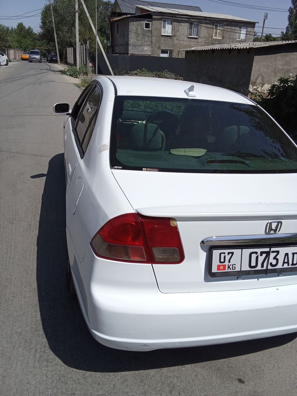 Honda Civic: 2003 г., 1.5 л, Автомат, Бензин, Седан: фото 2
