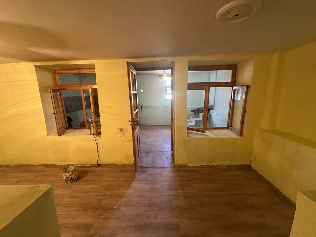 Binəqədi qəs. 4 otaqlı, 160 kv. m, Kredit var, Orta təmir