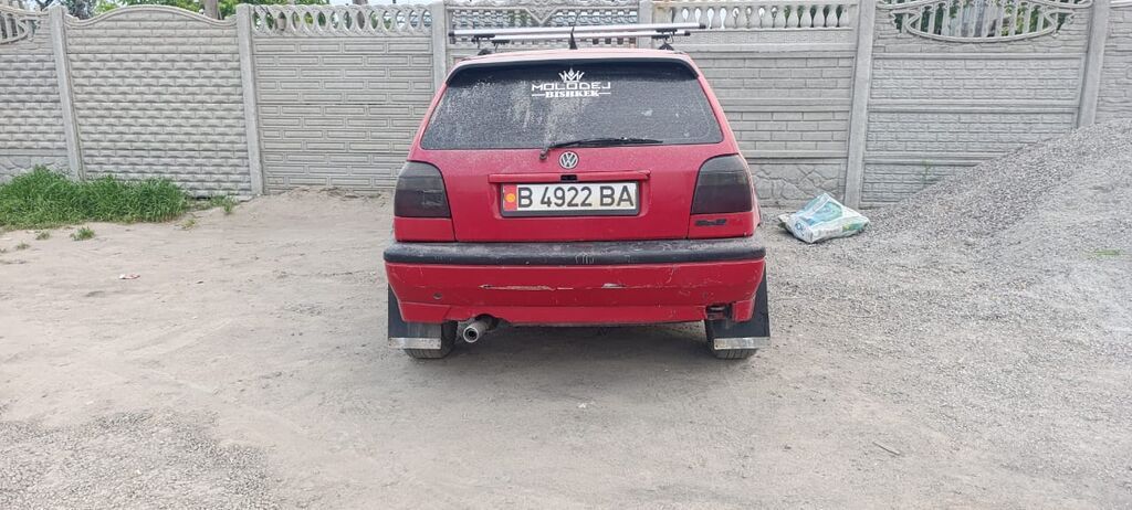 Volkswagen Golf: 1992 г., Механика, Бензин, Хэтчбэк: фото 2