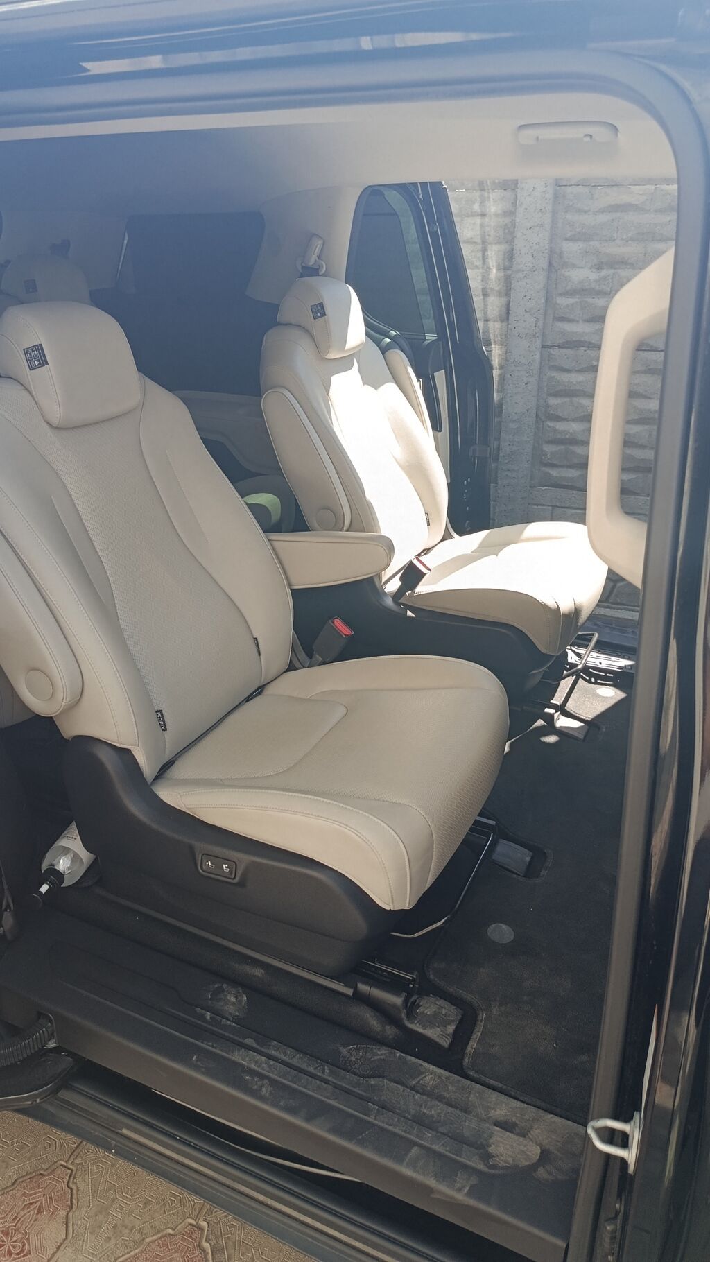 Kia Carnival: 2021 г., 2.2 л, Автомат, Дизель, Минивэн: фото 3