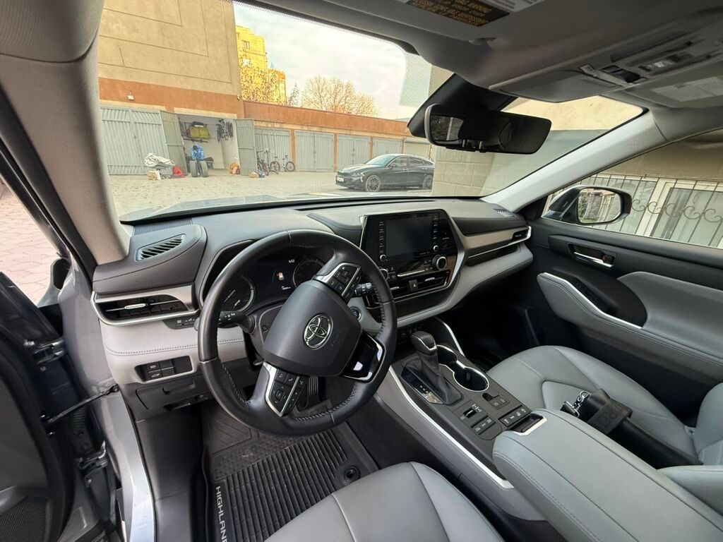 Toyota Highlander: 2020 г., 3.5 л, Вариатор, Бензин, Кроссовер: фото 7