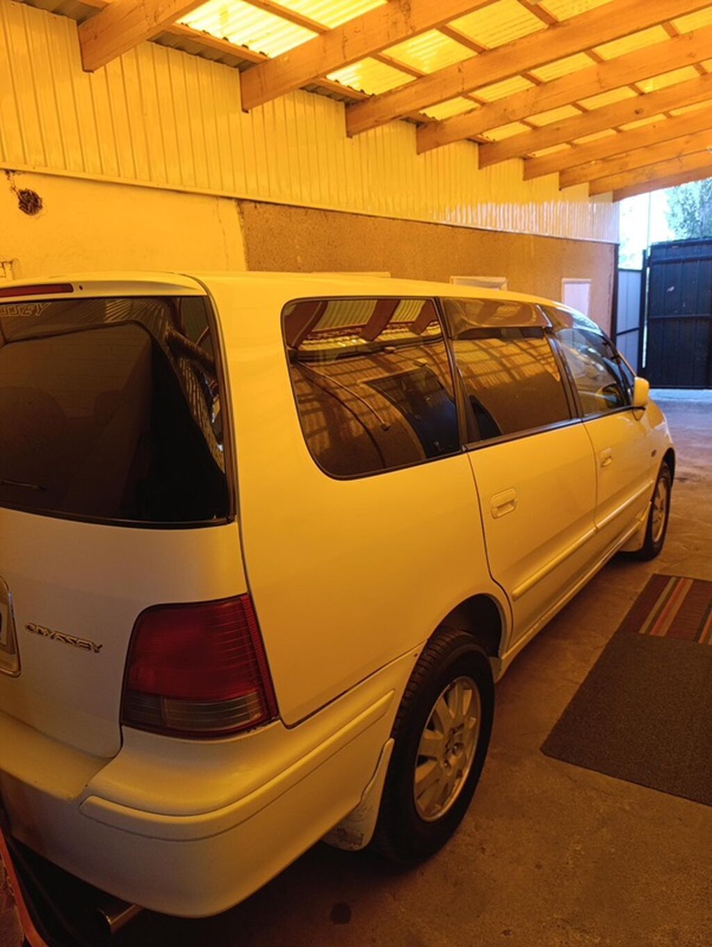 Honda Odyssey: 1999 г., 2.3 л, Автомат, Бензин, Минивэн: фото 3
