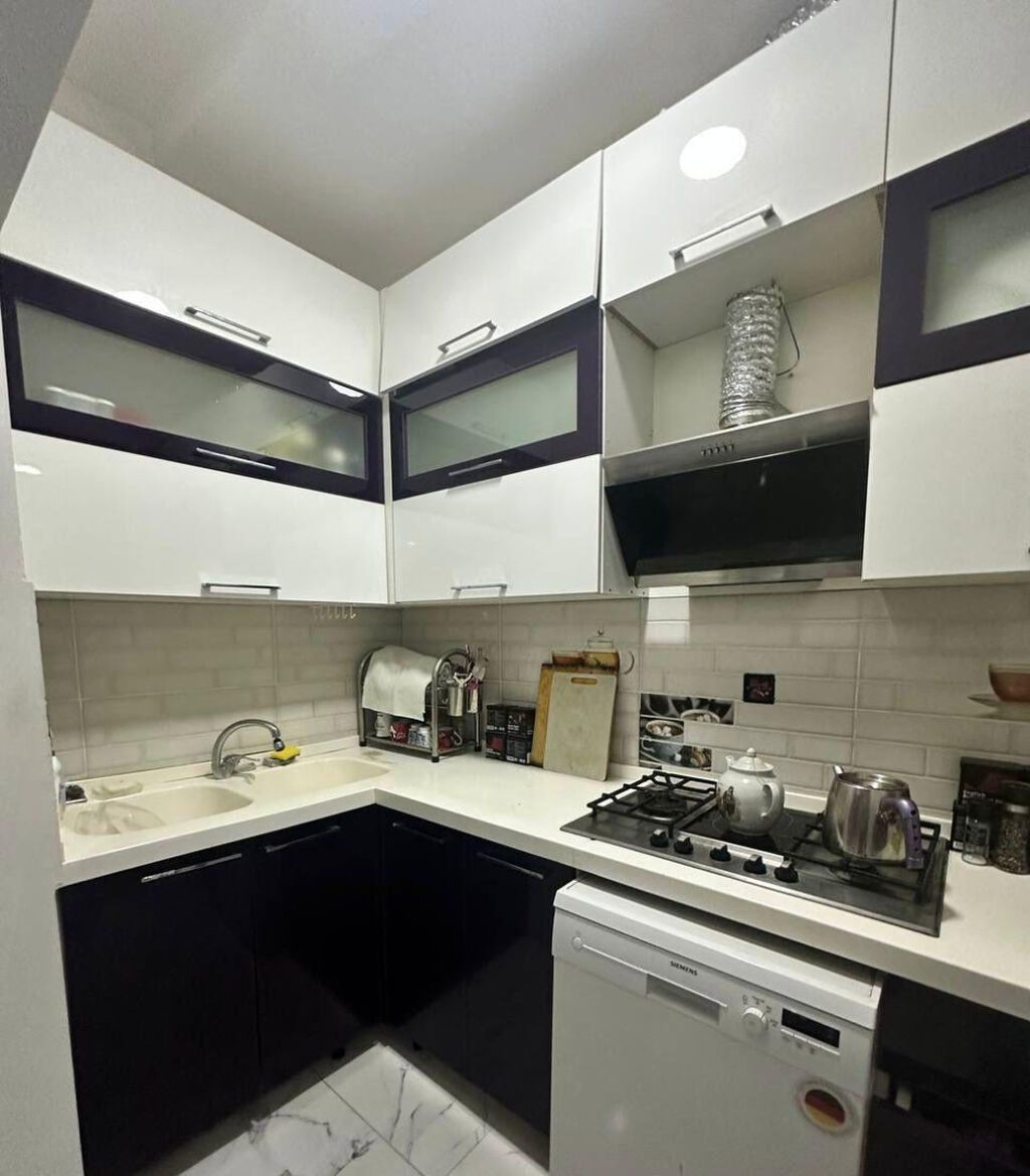 🏡 Nizami Mall binasında kirayə 📍 Ünvan: Nizami Mall Binası, Nizami