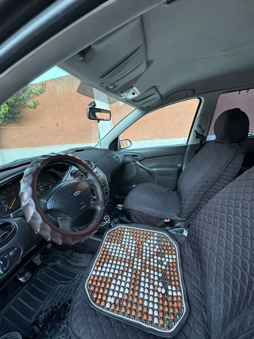 Ford Focus: 2002 г., 1.8 л, Механика, Бензин: фото 5