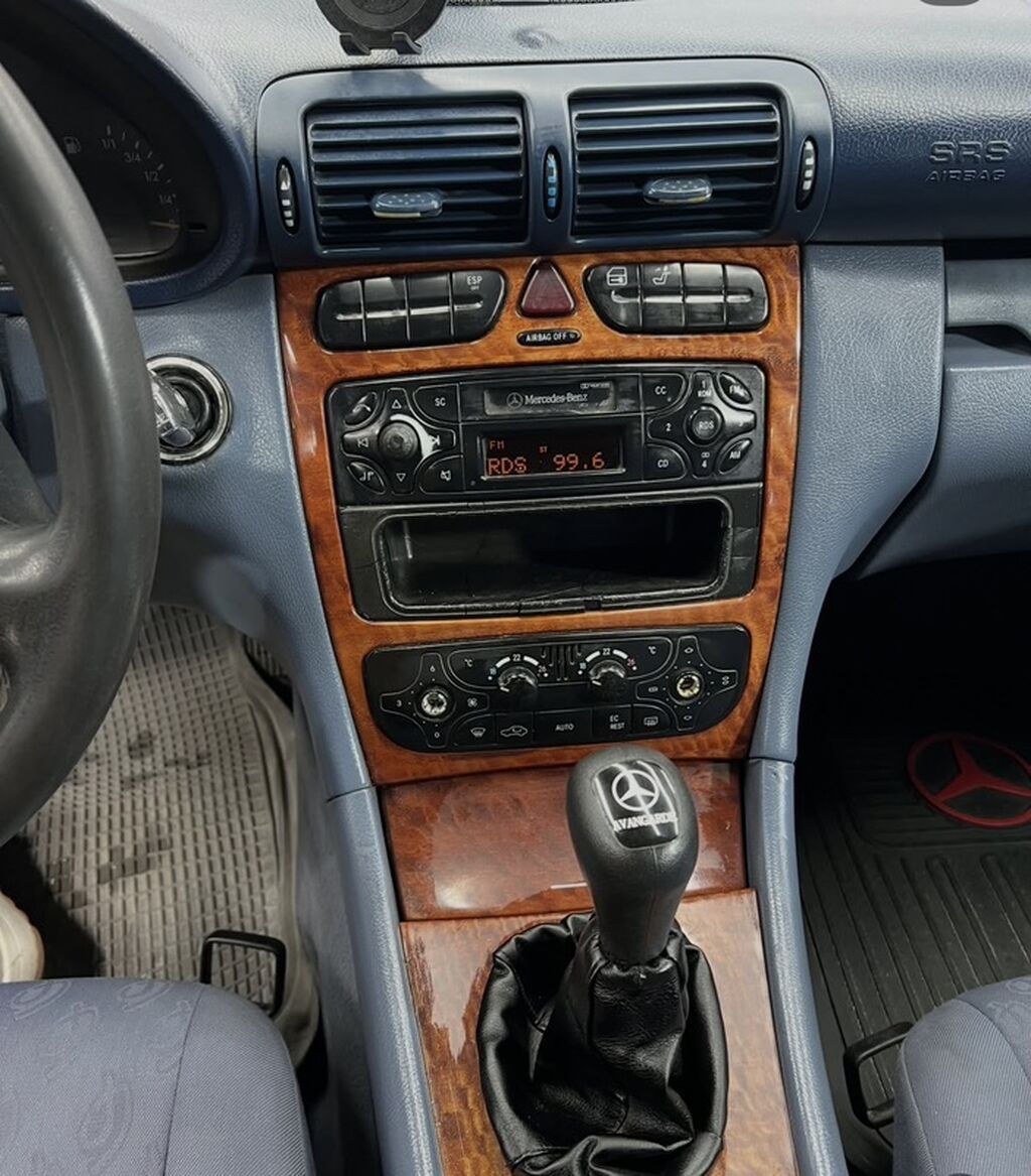 Mercedes-Benz C-Class: 2000 г., 1.8 л, Механика, Бензин, Седан: фото 5
