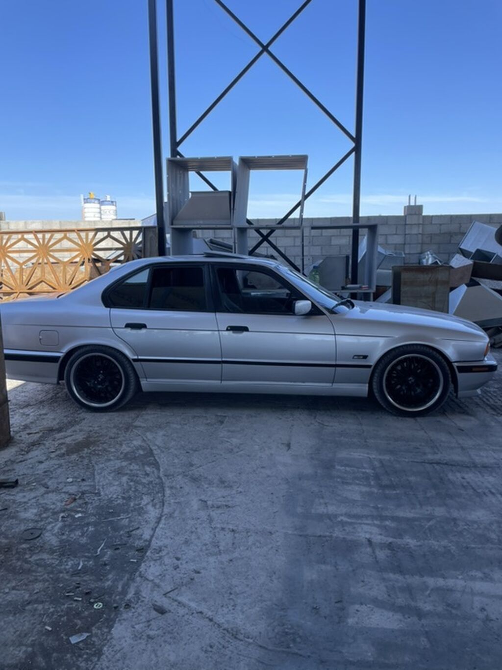 BMW 5 series: 1992 г., Седан: фото 3