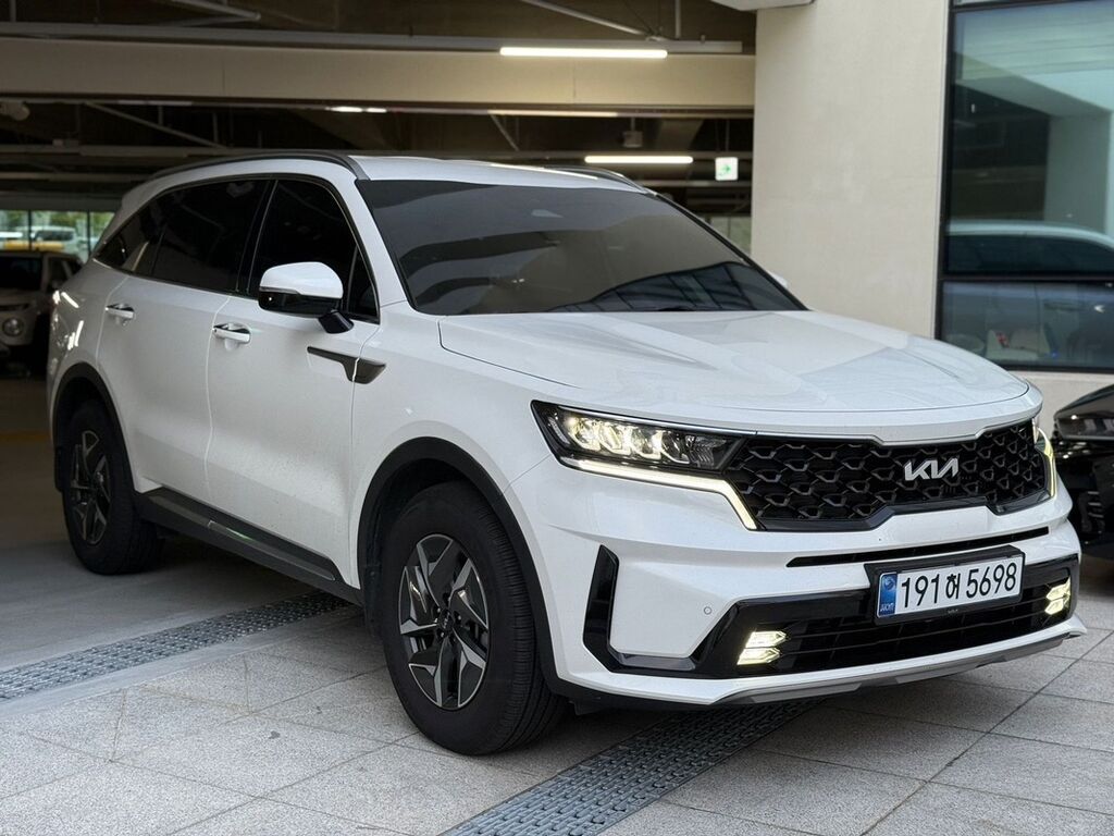 Kia Sorento: 2022 г., 1.6 л, Автомат, Гибрид, Кроссовер: фото 2