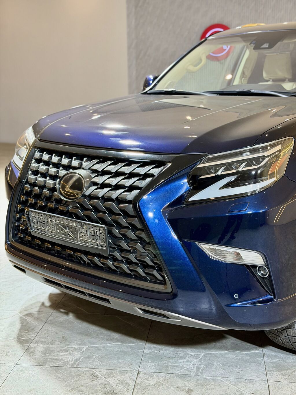 Lexus GX: 2020 г., 4.6 л, Автомат, Бензин, Внедорожник: фото 2