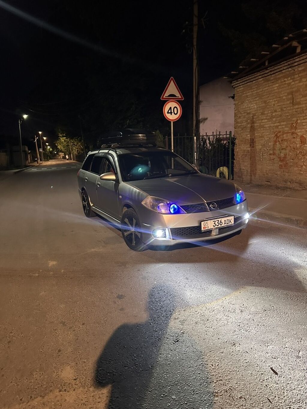 Nissan Wingroad: 2003 г., 1.5 л, Автомат, Газ, Универсал: фото 6