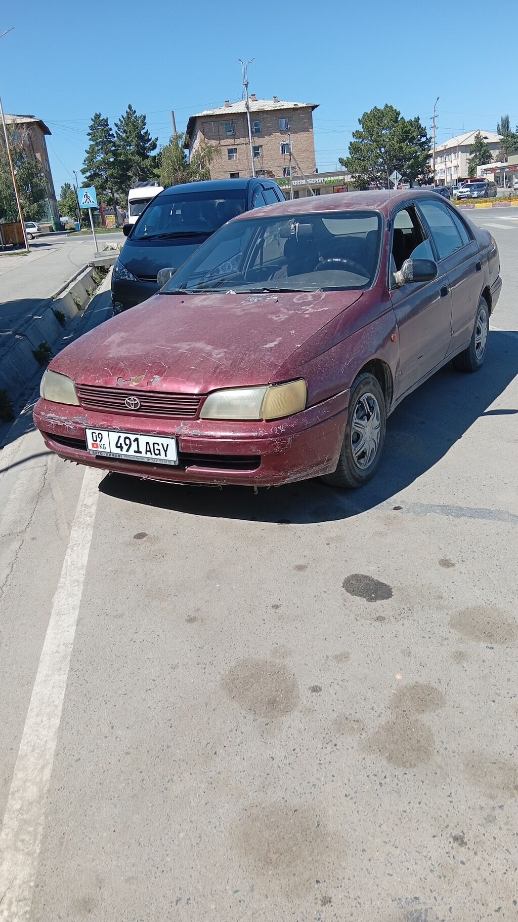Toyota Carina: 1994 г., 1.6 л, Механика, Бензин, Седан: фото 4