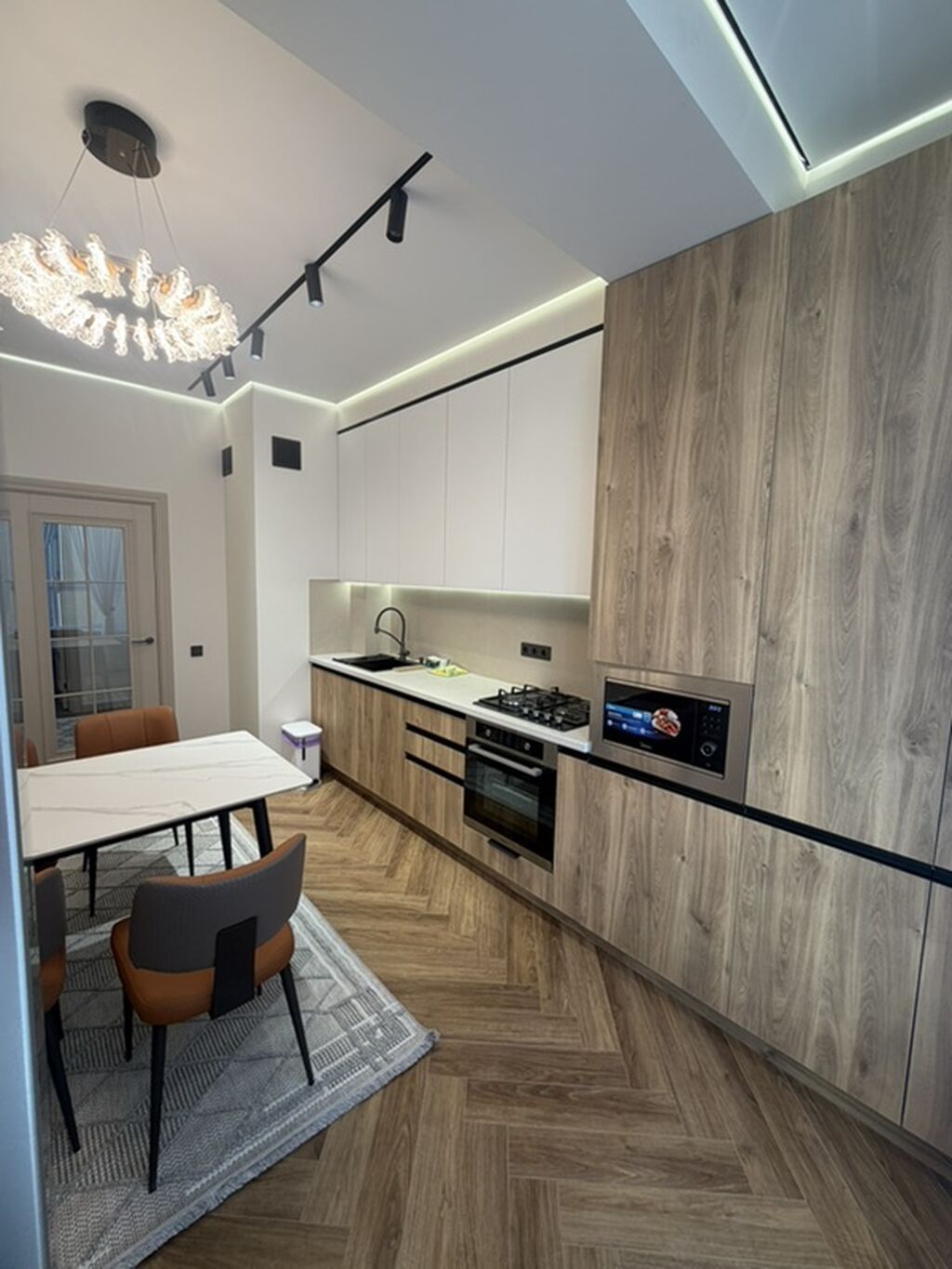 3 комнаты, 95 м², Южная Магистраль Элитка, 3 этаж, Дизайнерский ремонт: фото 4
