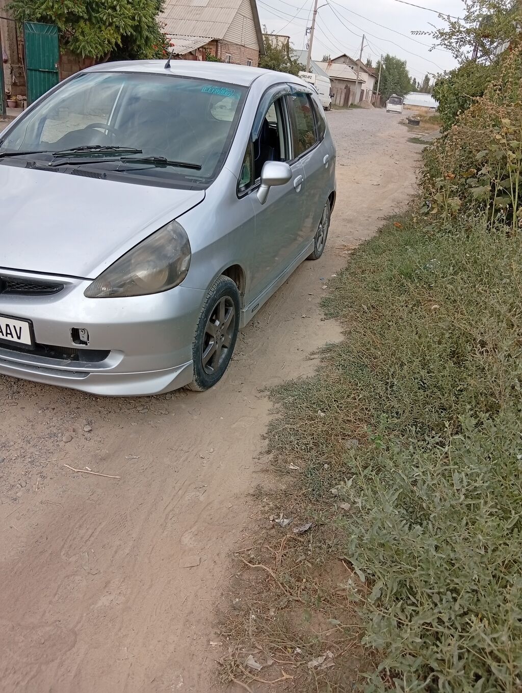 Honda Fit: 2002 г., 1.5 л, Вариатор, Бензин, Седан: фото 8