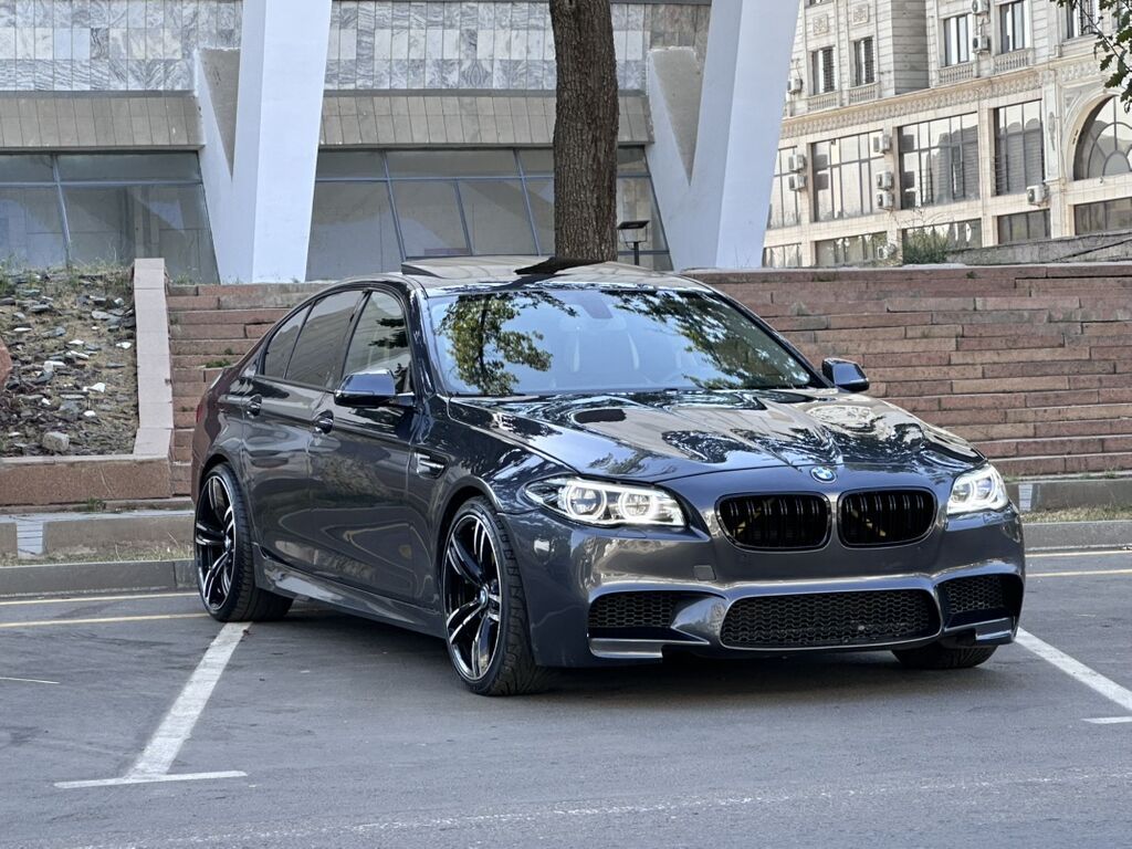 BMW 5 series: 2016 г., 3 л, Автомат, Бензин, Седан: фото 2