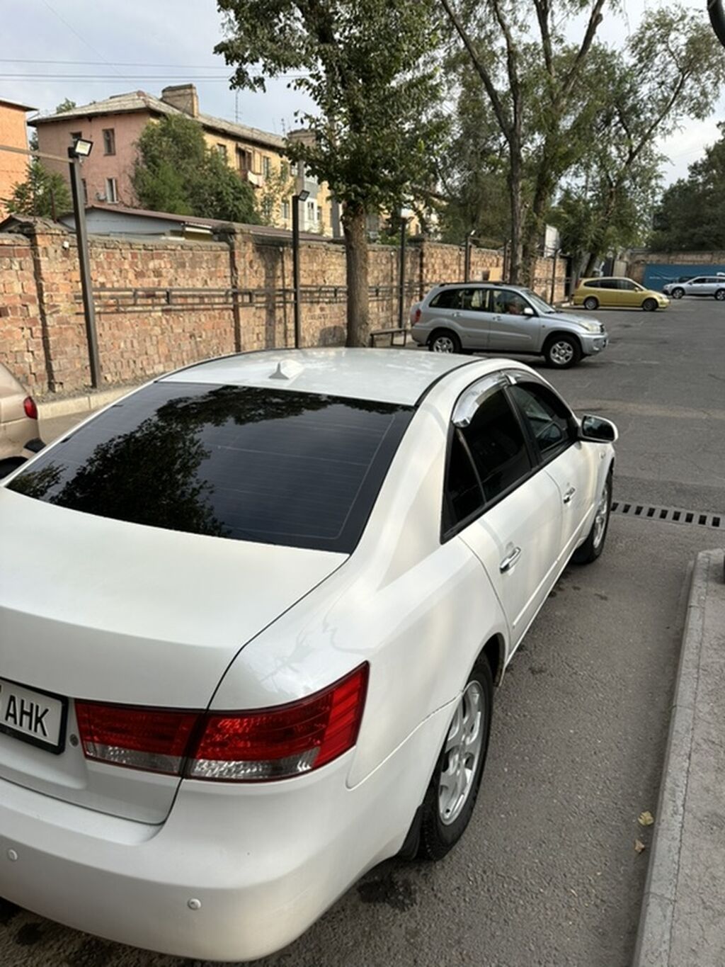 Hyundai Sonata: 2007 г., 2 л, Автомат, Газ, Седан: фото 4